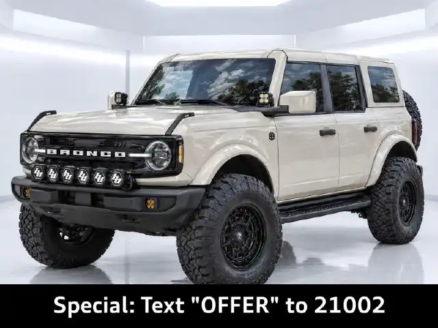 2026 Ford Bronco Outer Banks 4WD's photo