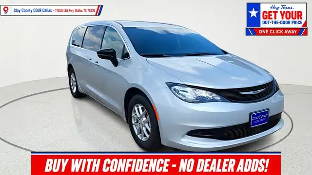2026 Chrysler Voyager LX's photo