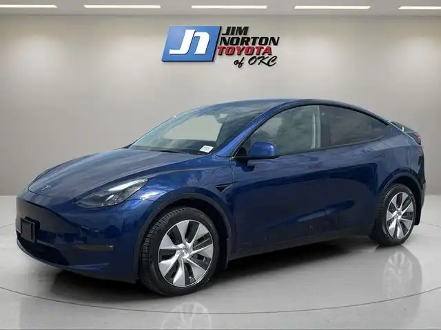 2023 Tesla Model Y Long Range Dual Motor All-Wheel Drive's photo
