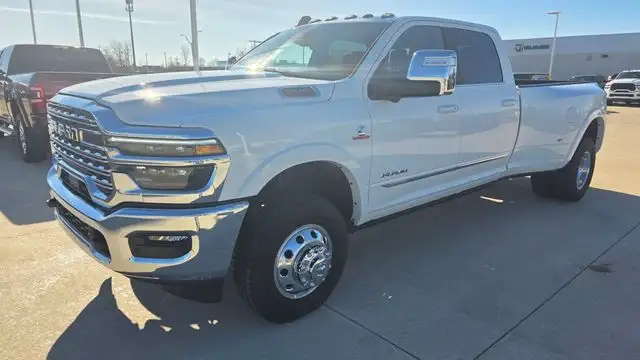 2026 RAM 3500 Limited 4X4 Crew Cab LWB's photo