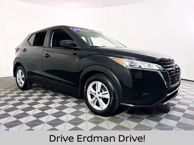 2025 Nissan Kicks Play 1.6 FWD's photo