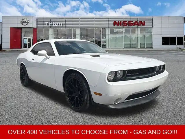 2013 Dodge Challenger SXT's photo