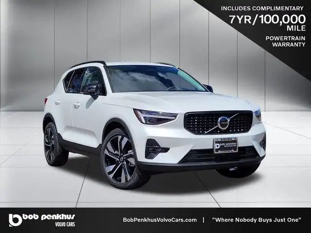 2026 Volvo XC40 B5 Ultra Dark AWD's photo