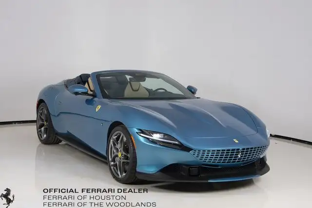 2025 Ferrari Roma Spider's photo