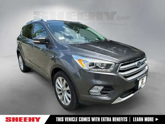 2017 Ford Escape Titanium 4WD's photo