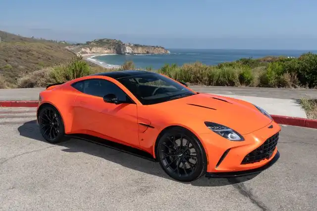 2026 Aston Martin Vantage 4.0 V8's photo