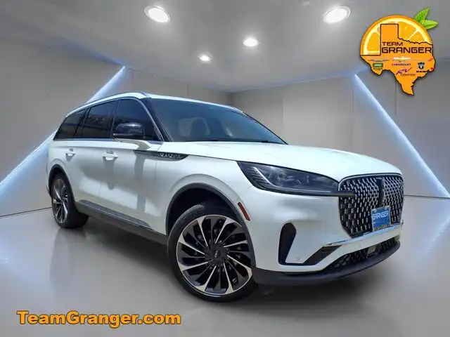 2025 Lincoln Aviator Reserve RWD's photo