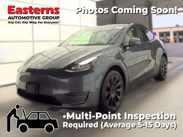 2022 Tesla Model Y Long Range Dual Motor All-Wheel Drive's photo