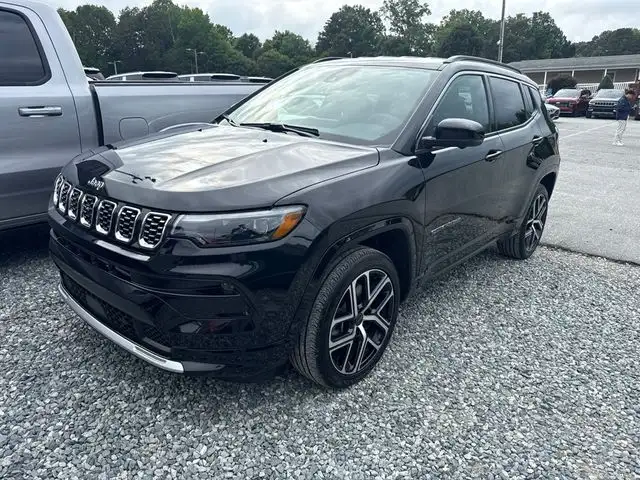 2025 Jeep Compass Limited 4X4's photo