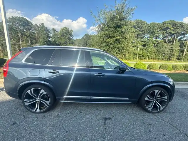 2024 Volvo XC90 B6 Ultimate 7-Seater Bright theme 4WD's photo