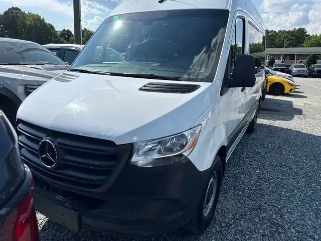 2024 Mercedes-Benz Sprinter 2500 144 WB's photo