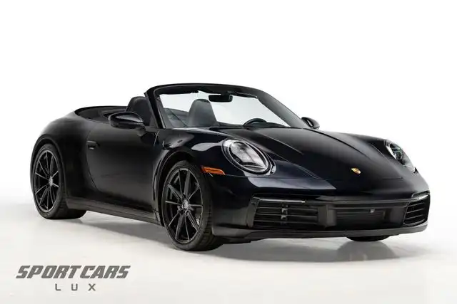 2021 Porsche 911 Carrera Cabriolet's photo