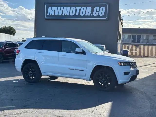 2018 Jeep Grand Cherokee Altitude 4WD's photo