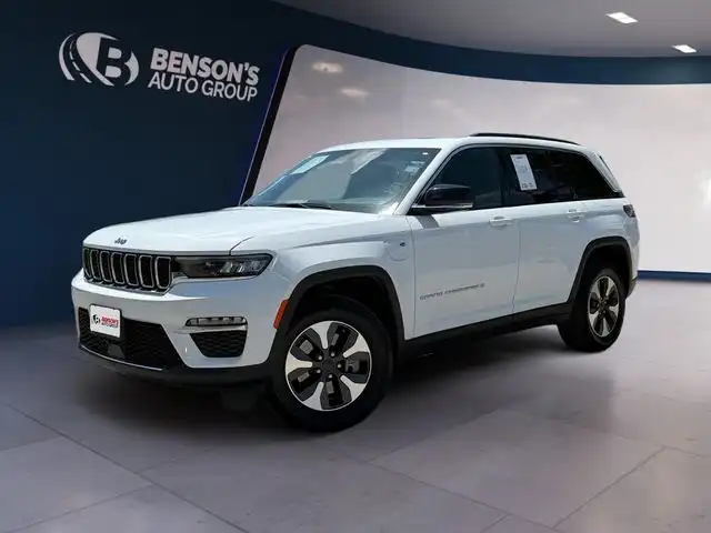 2025 Jeep Grand Cherokee 4xe 4x4's photo