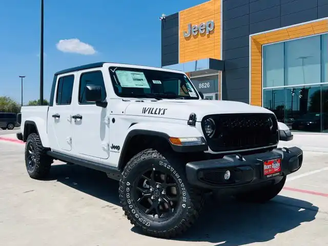 2026 Jeep Gladiator Willys Auto's photo