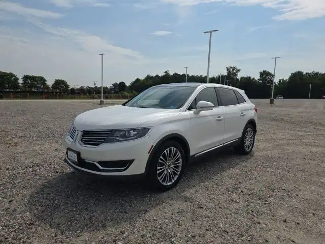 2016 Lincoln MKX Reserve FWD's photo