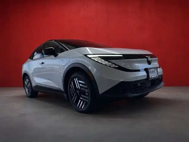 2026 Nissan Leaf SV Plus's photo