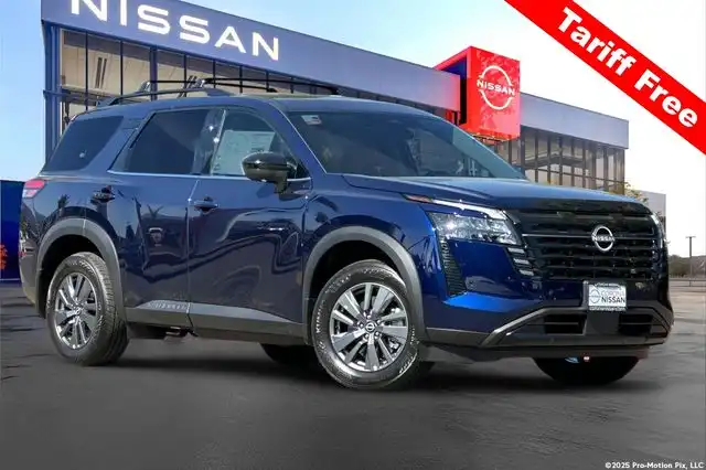 2026 Nissan Pathfinder SV 2WD's photo