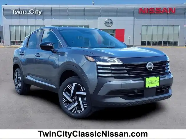 2026 Nissan Kicks 2.0 SV's photo
