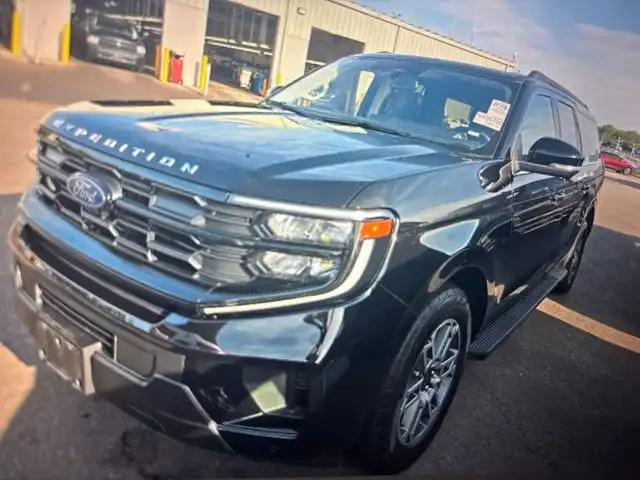 2025 Ford Expedition Active MAX 4x4's photo