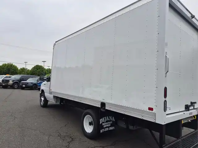 2027 Ford E-Series DRW E-350 Super Duty 176 in WB's photo