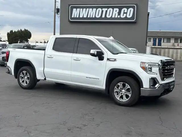 2021 GMC Sierra 4WD Crew Cab Short Box SLT's photo