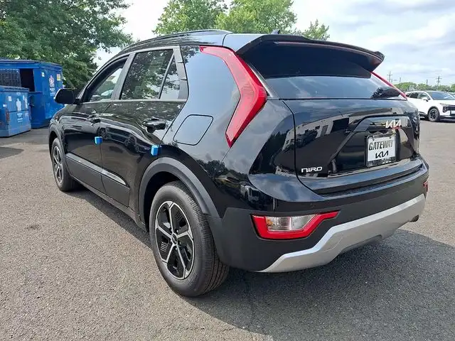 2026 Kia Niro EX HEV's photo