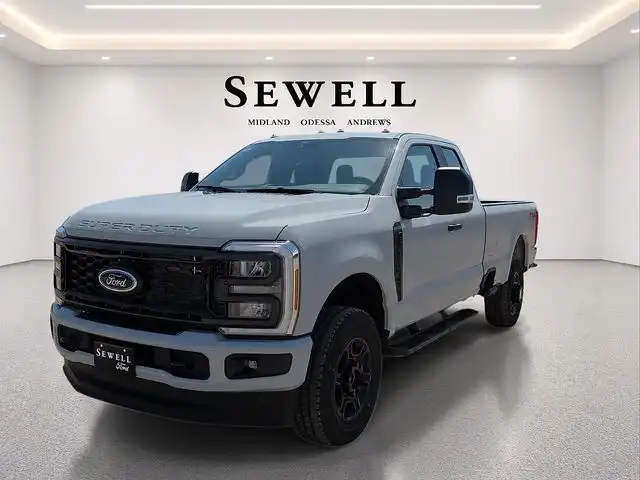 2026 Ford F-250 XL 4x4 SuperCab 8' Box's photo