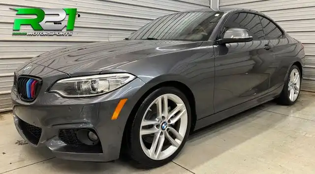 2017 BMW 2 Series 230i xDrive Coupe's photo
