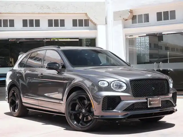 2022 Bentley Bentayga S's photo