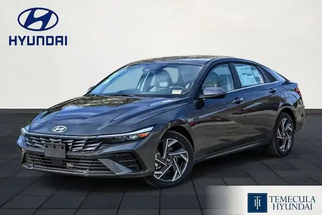 2026 Hyundai Elantra 2.0 Limited IVT's photo