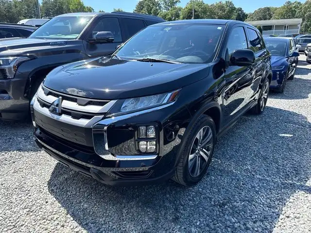 2024 Mitsubishi Outlander Sport 2.0 ES AWC CVT's photo
