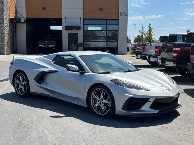 2020 Chevrolet Corvette Stingray Convertible 2LT's photo