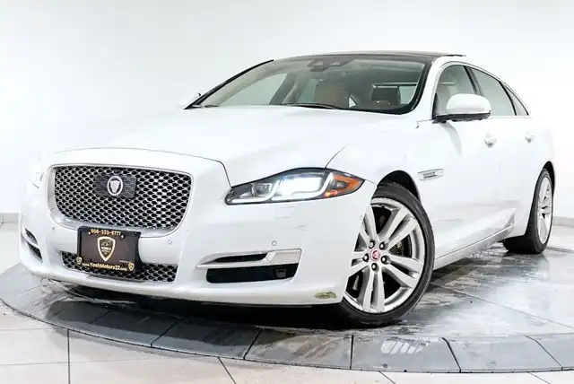 2018 Jaguar XJ Portfolio AWD XJL's photo