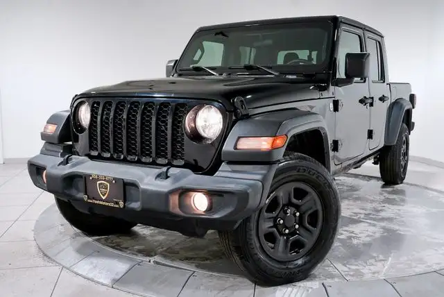 2021 Jeep Gladiator Sport's photo