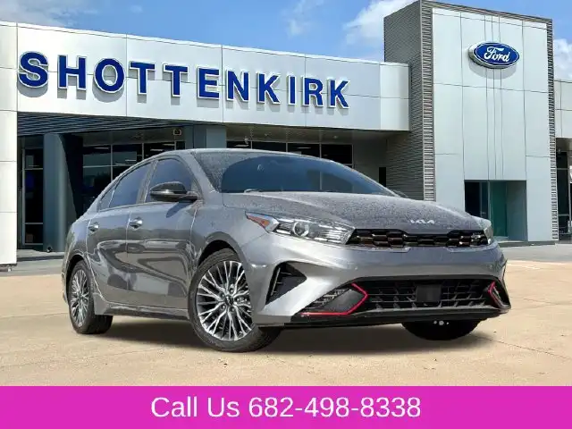 2022 Kia Forte GT-Line Auto's photo