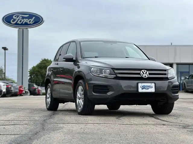 2014 Volkswagen Tiguan 2.0T S Auto 4WD's photo