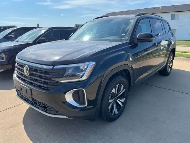 2025 Volkswagen Atlas 2.0T SE 4MOTION's photo