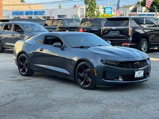2022 Chevrolet Camaro 2.0 1LT's photo