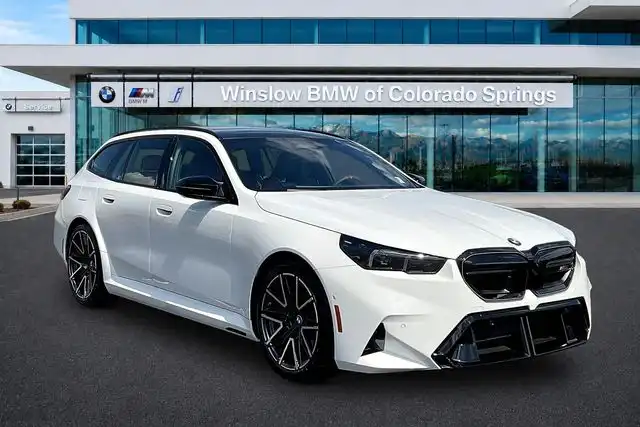 2027 BMW M5 M5 Touring's photo