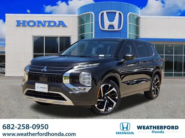 2023 Mitsubishi Outlander SE 2WD's photo