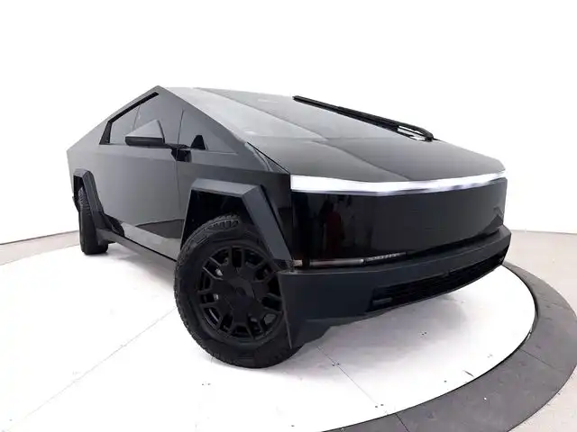2024 Tesla Cybertruck All-Wheel Drive's photo