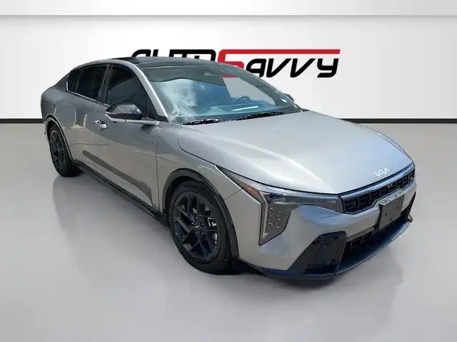 2025 Kia K4 GT-Line Turbo AT's photo