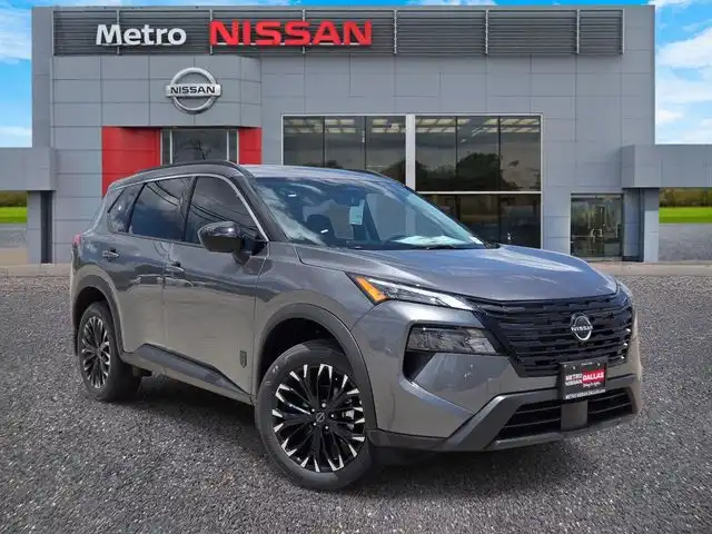 2026 Nissan Rogue Dark Armor's photo