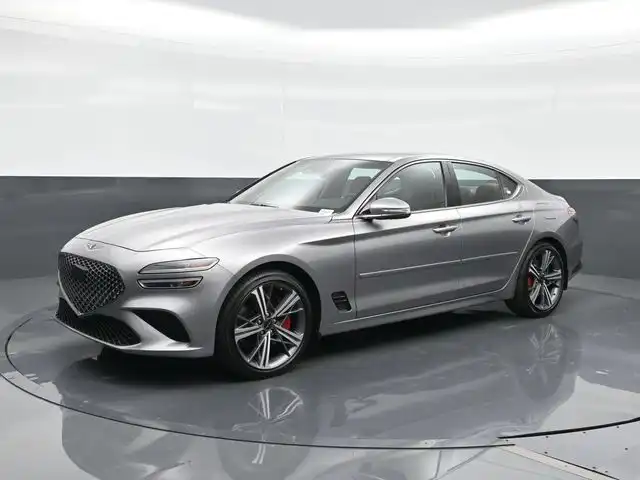 2025 Genesis G70 2.5T Standard's photo