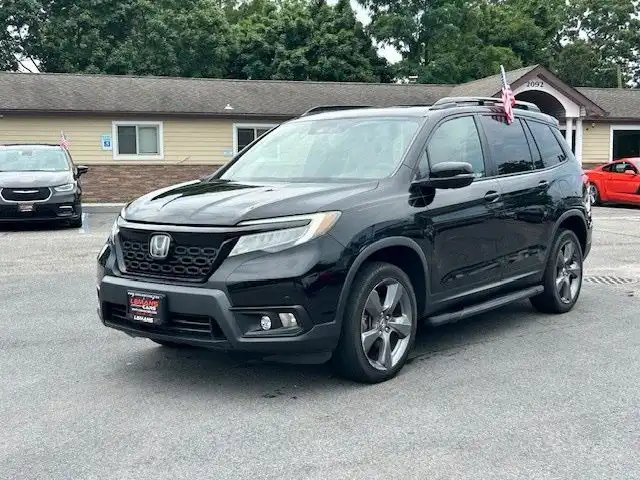 2019 Honda Passport 3.5 Touring 4WD Auto's photo