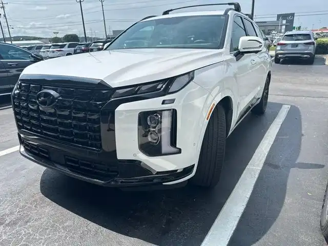 2025 Hyundai Palisade Calligraphy Night Edition AWD's photo