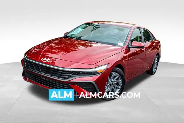 2024 Hyundai Elantra 2.0 SEL IVT's photo