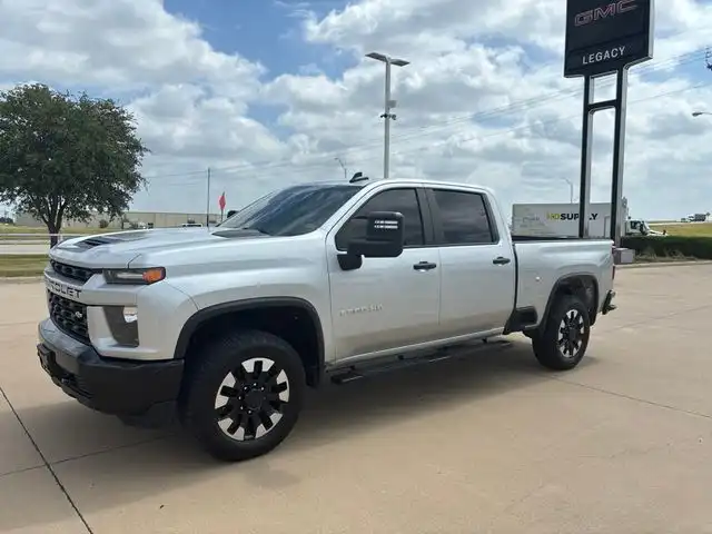 2020 Chevrolet Silverado HD Custom 4WD Crew Cab Standard Box's photo