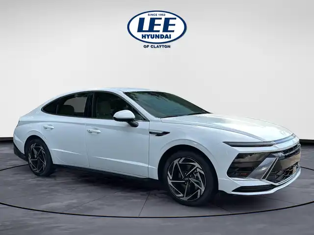 2026 Hyundai Sonata SEL AWD's photo